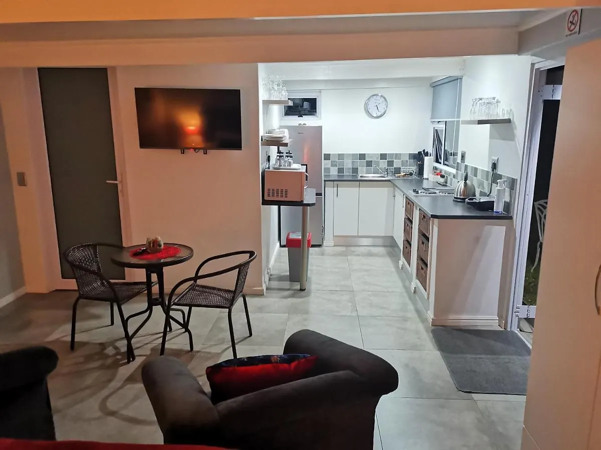 Guest house Joy'S Place Hotel Cape Town South Africa